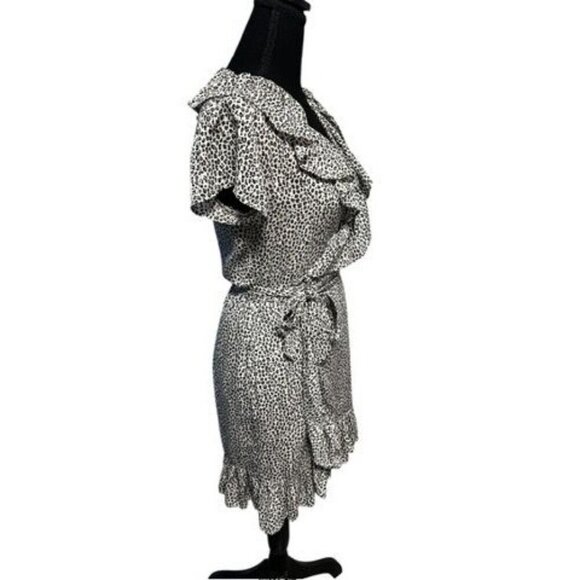 AMUSE SOCIETY CHEETAH WRAP COCKTAIL DRESS WHITE/BLACK REVOLVE SUMMER RESORT, BEA - Picture 4 of 7